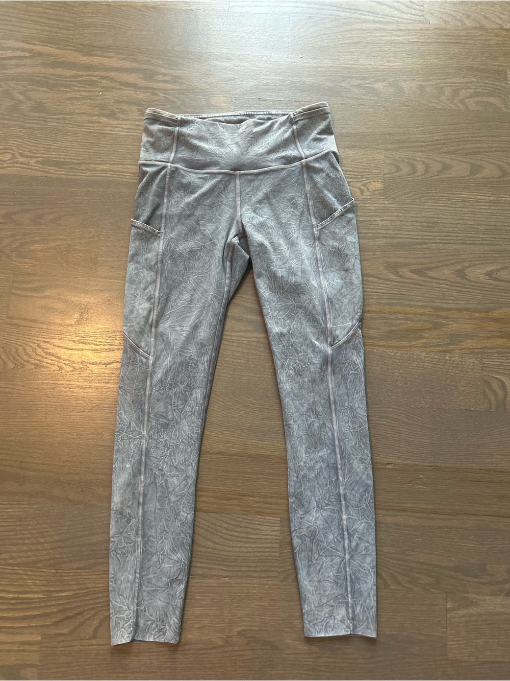 Lululemon Fast and Free High rise 25" size 6
